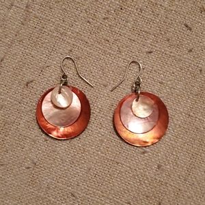 Women's earrings